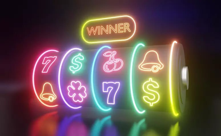 ak777 App မြန်မာ Smartphone တွင် Sportsbook Live Casino Mobile Gaming ဆော့နေသောပုံ